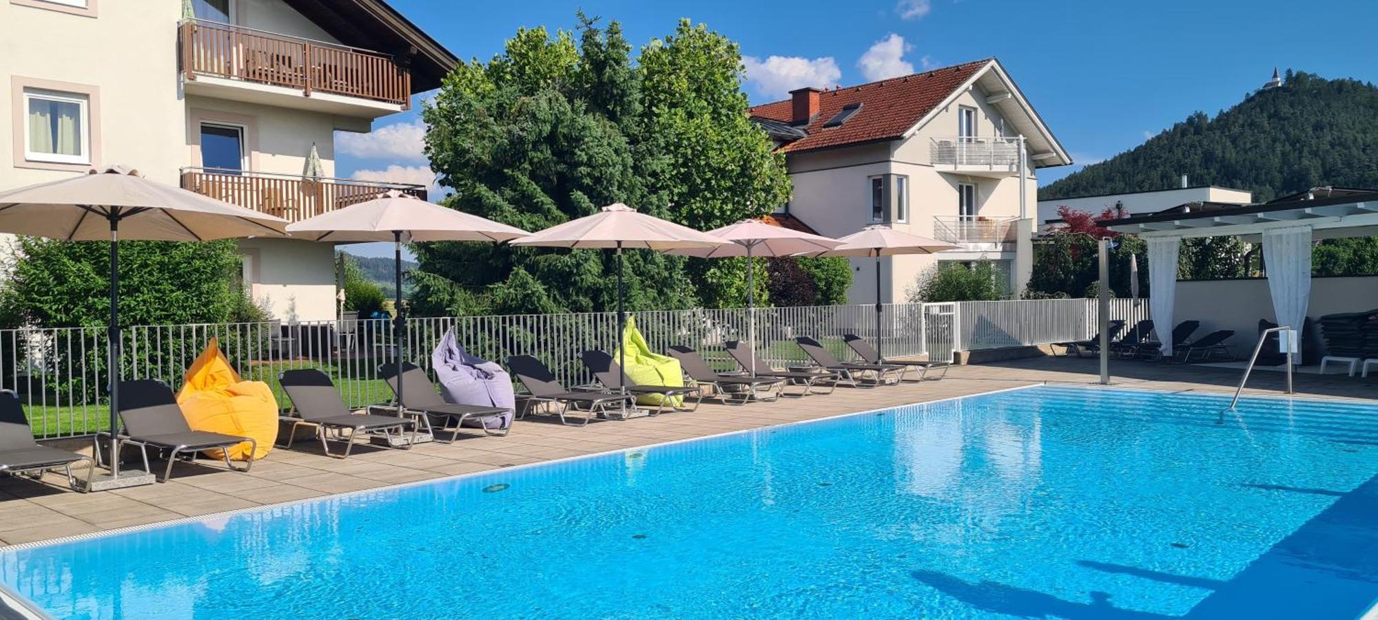 Ferienpark Scheiber Unterburg am Klopeiner See Exterior foto